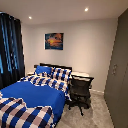 Modern Bedrooms In A House * Leeds (West Yorkshire)